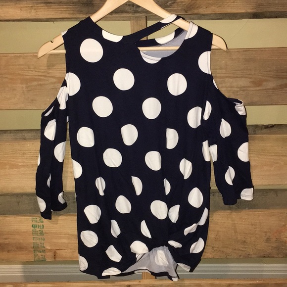 💙Host Pic Navy Polka Dot tee - Picture 2 of 4